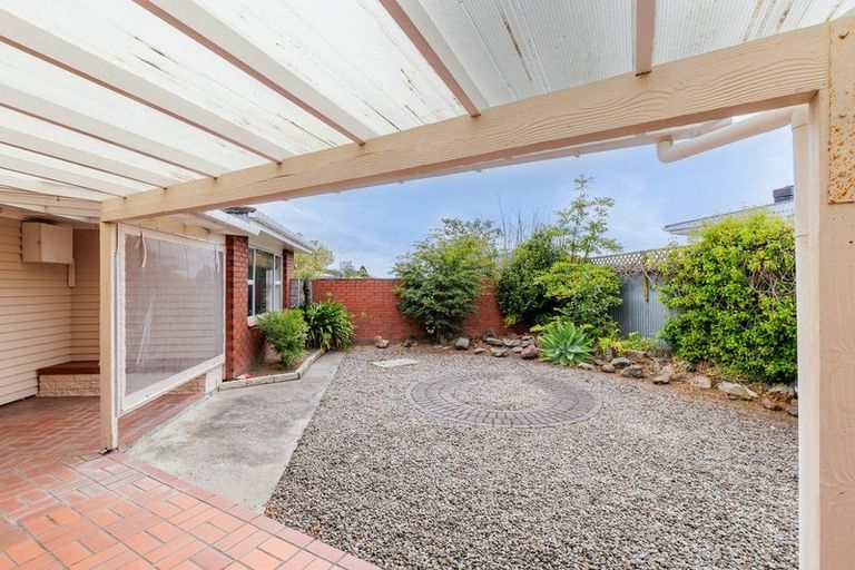 Photo of property in 30 Battersea Place, Roslyn, Palmerston North, 4414