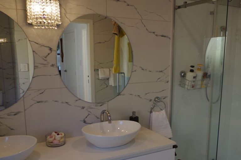 Photo of property in 121 Cashmere Drive, Fitzherbert, Palmerston North, 4410