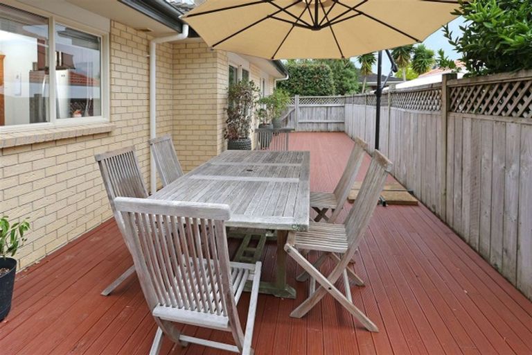 Photo of property in 27c Swanson Road, Henderson, Auckland, 0610