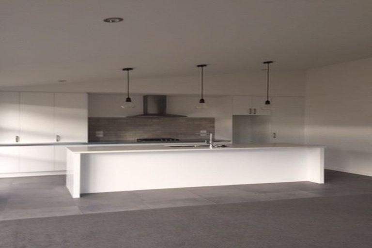 Photo of property in 37 Awataha Crescent, Pyes Pa, Tauranga, 3110