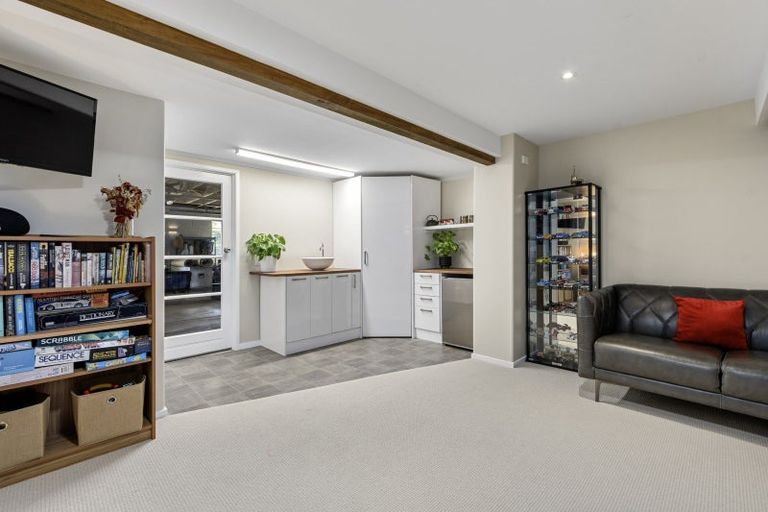 Photo of property in 140 Bellevue Road, Brookfield, Tauranga, 3110