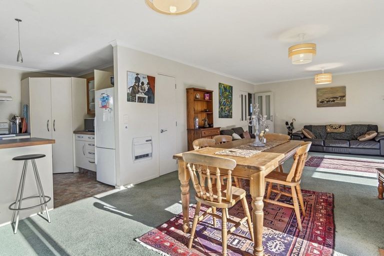 Photo of property in 379b Devonport Road, Tauranga South, Tauranga, 3112