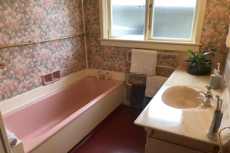 Photo of property in 27 Upland Street, Helensburgh, Dunedin, 9010