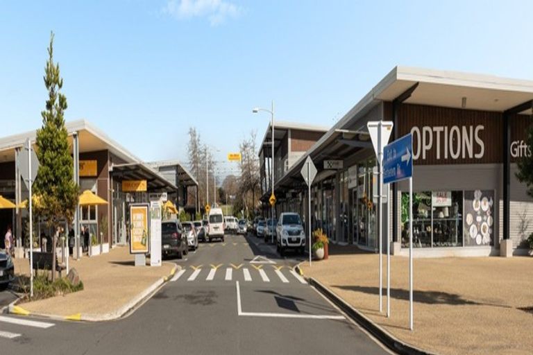 Photo of property in 44 Parau Drive, Bethlehem, Tauranga, 3110