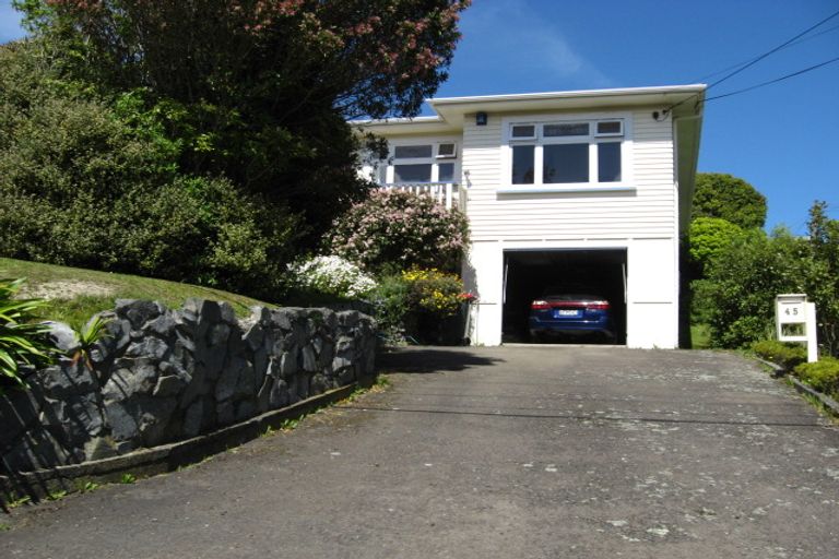 Photo of property in 45 Cockayne Road, Khandallah, Wellington, 6035