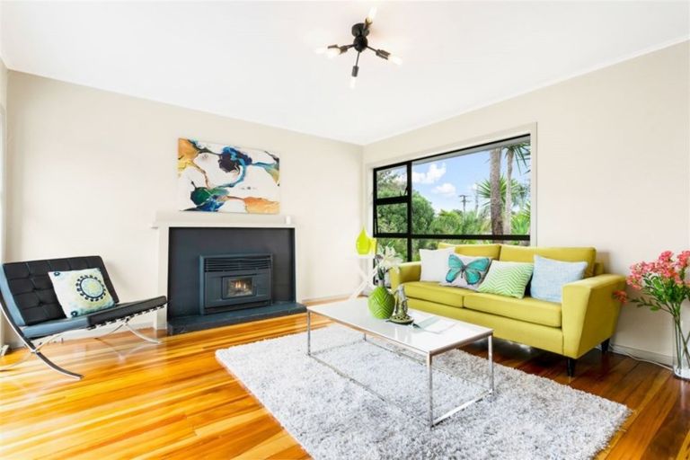 Photo of property in 14 Poto Street, Te Atatu South, Auckland, 0610