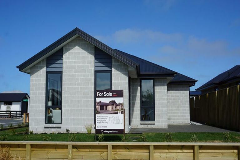 Photo of property in 2 Edlin Lane, Pegasus, 7612