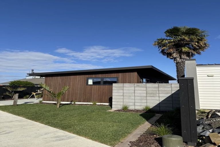 Photo of property in 19 Herrick Street, Marewa, Napier, 4110