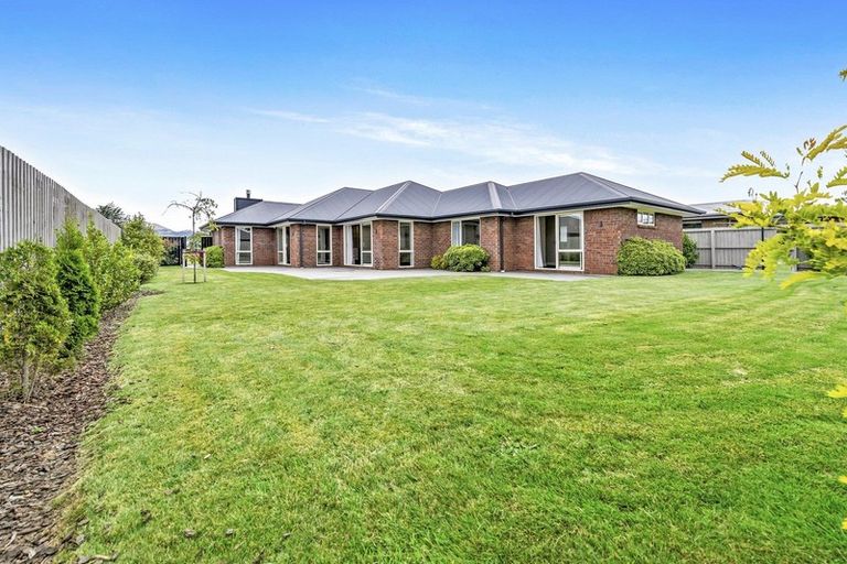 Photo of property in 17 Josephine Crescent, Aidanfield, Christchurch, 8025