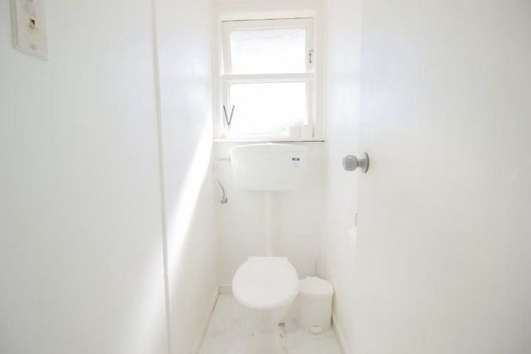 Photo of property in 70 Fisher Crescent, Otara, Auckland, 2023