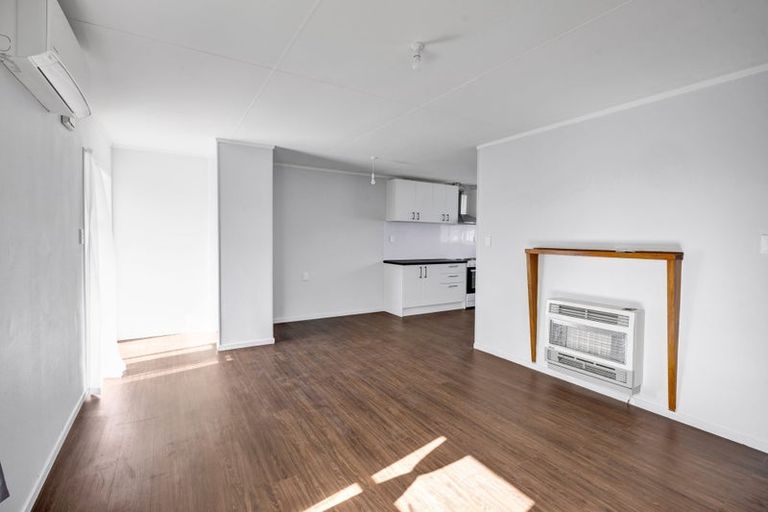 Photo of property in 21a Acourt Street, Hawera, 4610