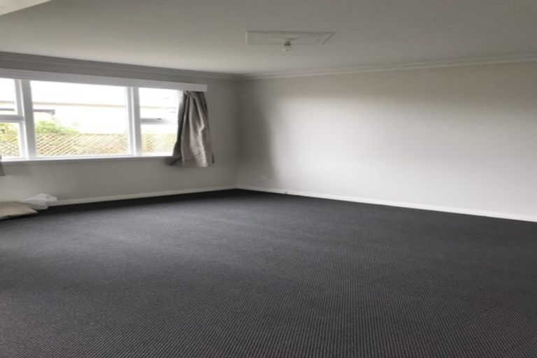 Photo of property in 2/51 Saint Johns Street, Woolston, Christchurch, 8062