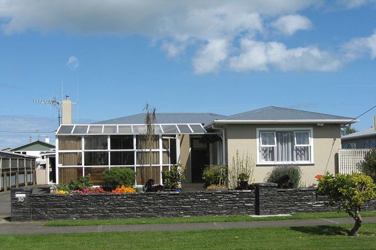 Photo of property in 30 Titoki Street, Castlecliff, Whanganui, 4501