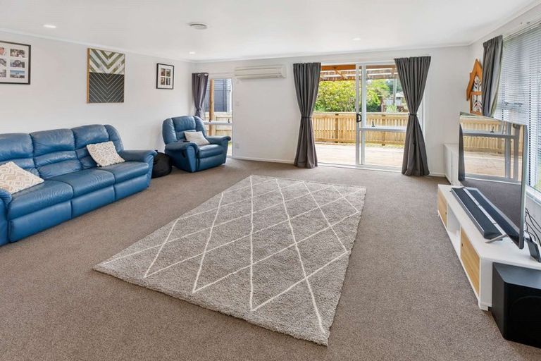 Photo of property in 4 John Road, Fairy Springs, Rotorua, 3015