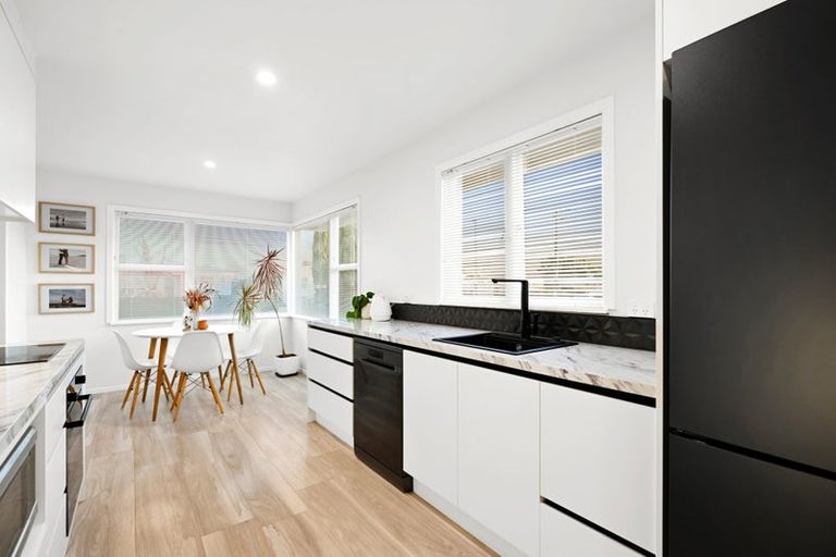 Photo of property in 36 Northolt Road, Fairview Downs, Hamilton, 3214