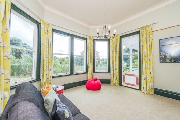 Photo of property in 47 Great North Road, Saint Johns Hill, Whanganui, 4501