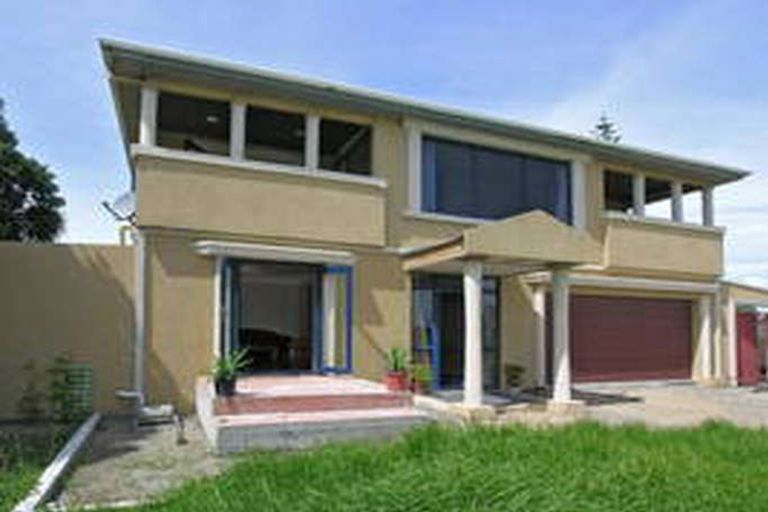 Photo of property in 100b Marine Parade, Otaki Beach, Otaki, 5512