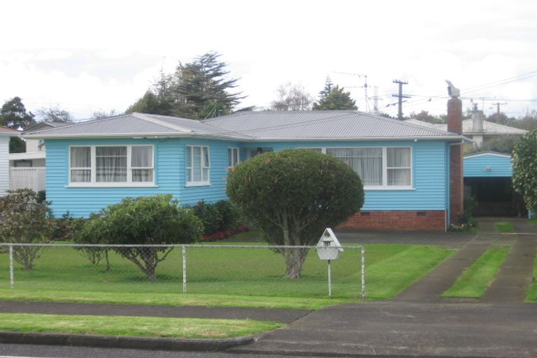 Photo of property in 64 Kimpton Road, Papatoetoe, Auckland, 2025