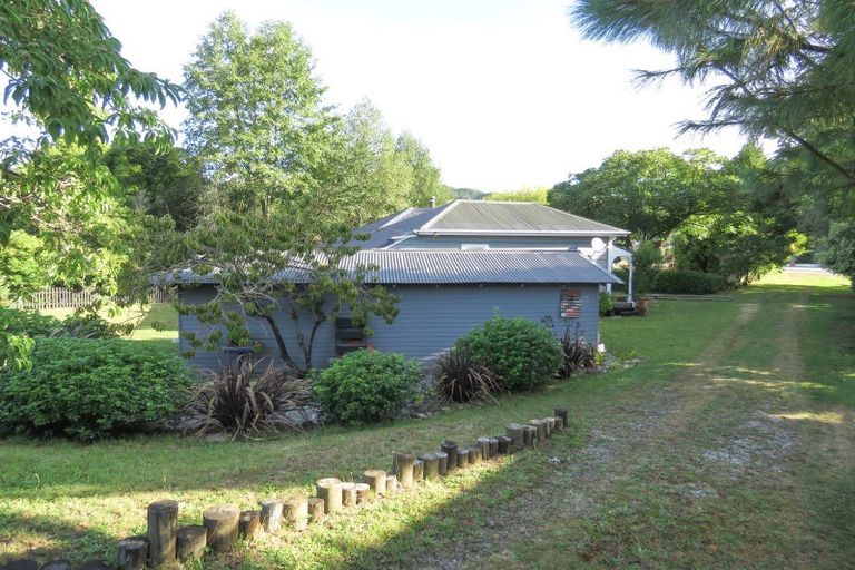 Photo of property in 146-148 Buller Road, Reefton, 7830