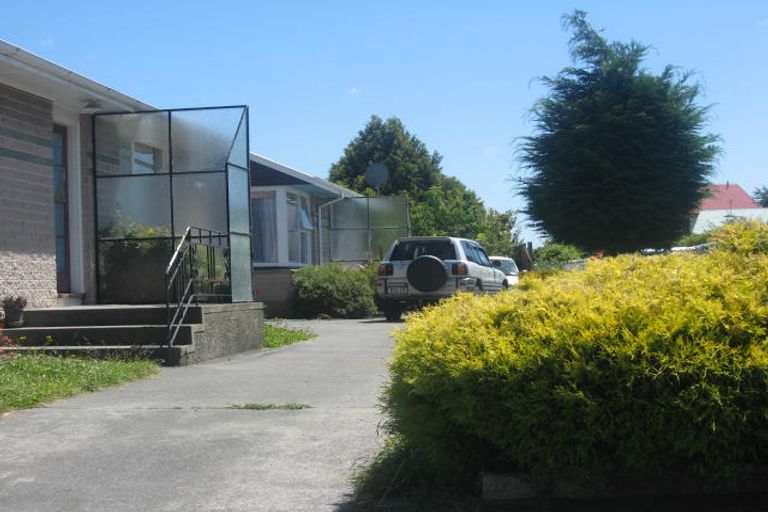 Photo of property in 53a Lochee Road, Upper Riccarton, Christchurch, 8041