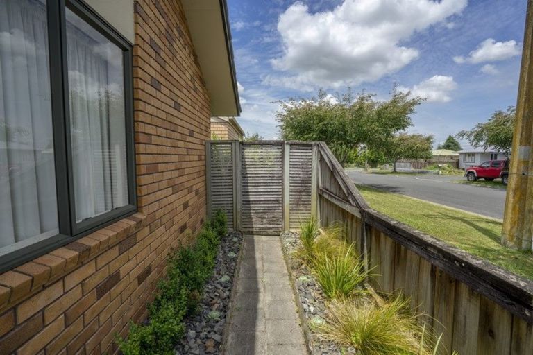 Photo of property in 21 Paterson Street, Frankton, Hamilton, 3204