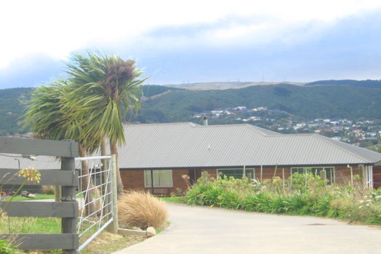 Photo of property in 51 Bing Lucas Drive, Tawa, Wellington, 5028