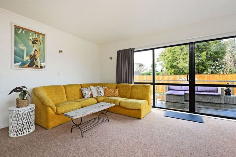 Photo of property in 15 Gillies Crescent, Waimarama, Havelock North, 4294