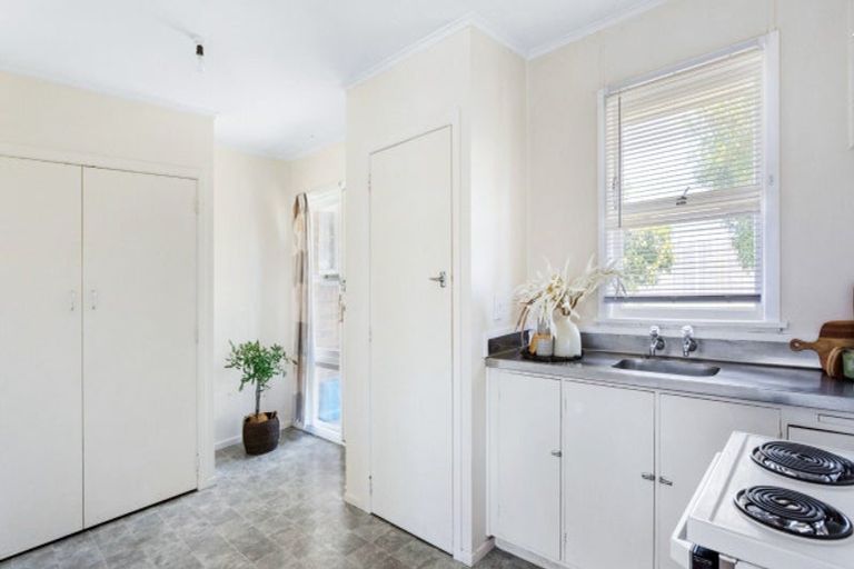 Photo of property in 219b Otumoetai Road, Otumoetai, Tauranga, 3110