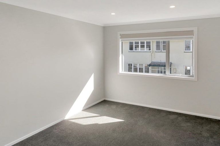 Photo of property in 7 John Reynolds Square, Hutt Central, Lower Hutt, 5010