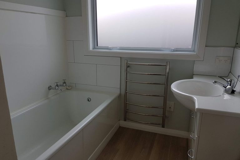 Photo of property in 56 Rayburn Avenue, Papanui, Christchurch, 8053