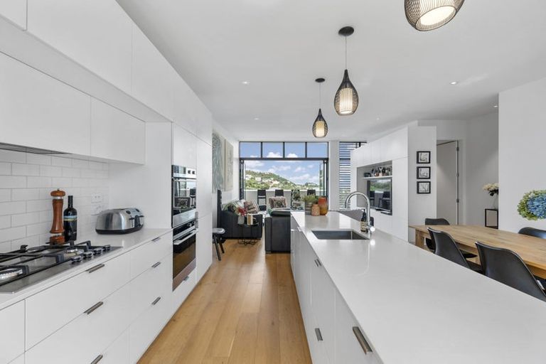 Photo of property in 4 Mary Dobson Way, Island Bay, Wellington, 6023