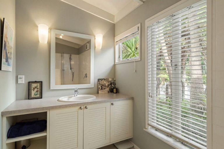 Photo of property in 34 Quinns Road, Clevedon, Papakura, 2585