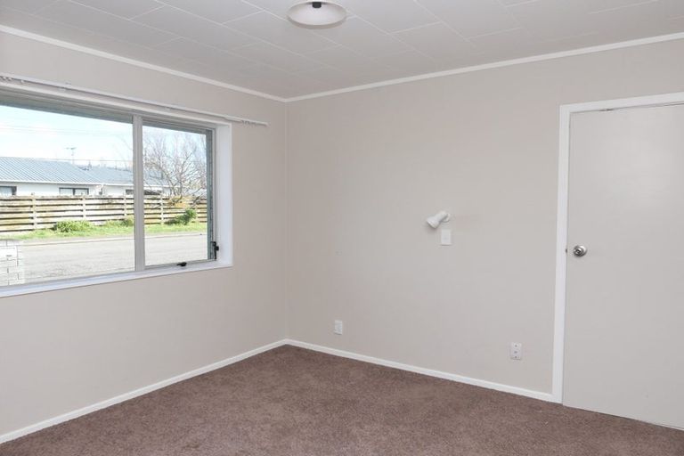 Photo of property in 78a Rata Road, Raumati Beach, Paraparaumu, 5032