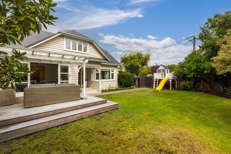 Photo of property in 2/60 Clifford Avenue, Merivale, Christchurch, 8014