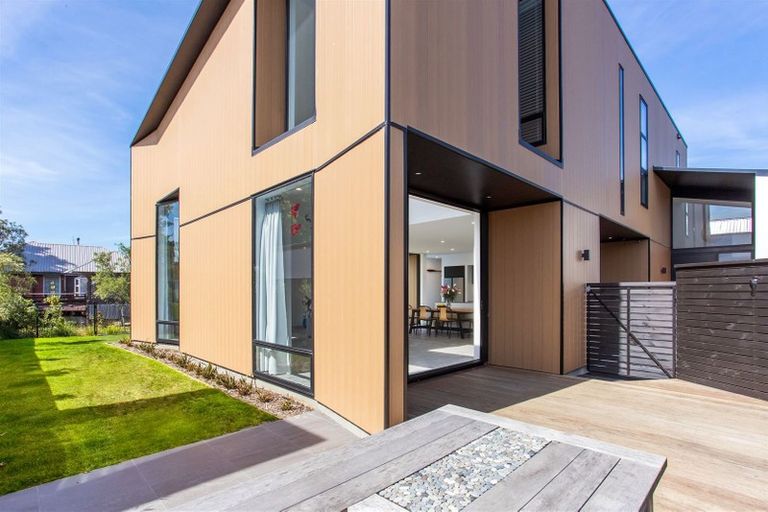 Photo of property in 58 Wai-iti Terrace, Burnside, Christchurch, 8052