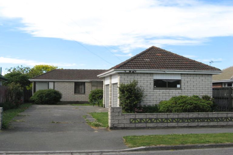 Photo of property in 21 Ravenna Street, Avonhead, Christchurch, 8042