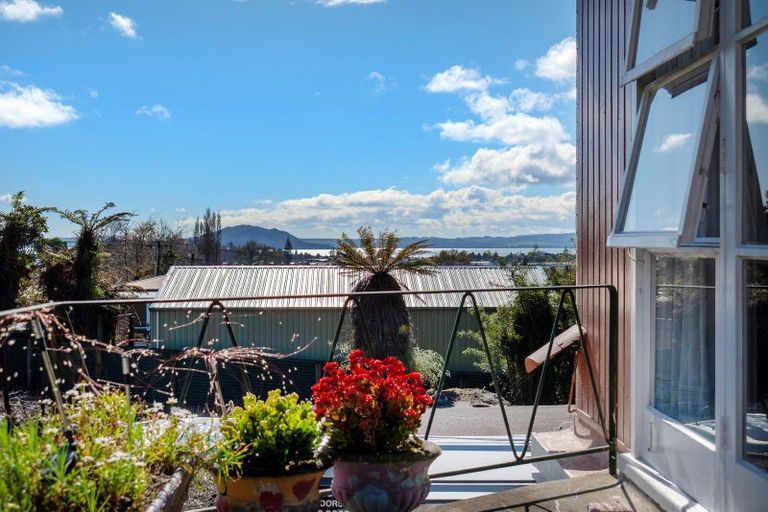 Photo of property in 74 Gordon Road, Western Heights, Rotorua, 3015