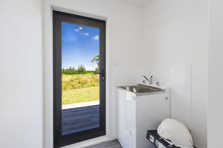 Photo of property in 20 Journeys End, Tapora, 0977