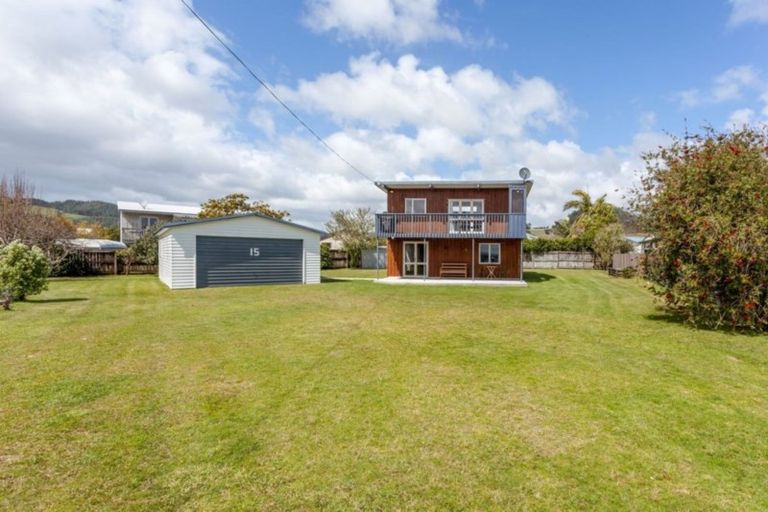 Photo of property in 15 Hicks Place, Cooks Beach, Whitianga, 3591