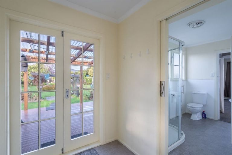 Photo of property in 24 Irving Street, Gore, 9710