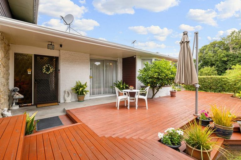 Photo of property in 57 Kent Lodge Avenue, Avonhead, Christchurch, 8042