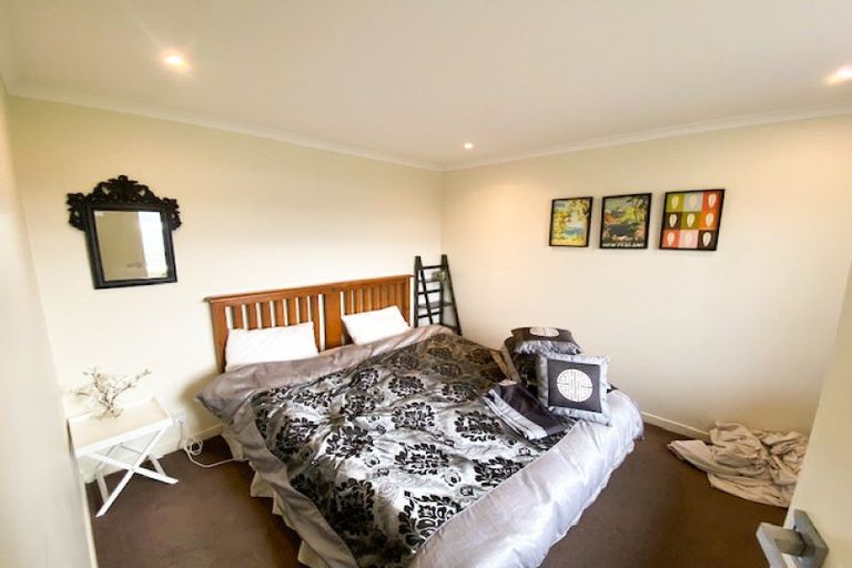 Photo of property in 71 Stafford Street, Orepuki, Riverton, 9881