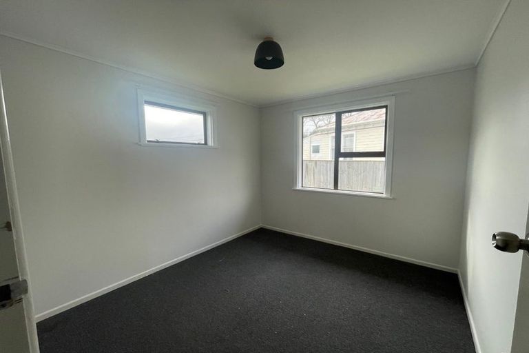 Photo of property in 79 Ngatai Street, Manaia, 4612