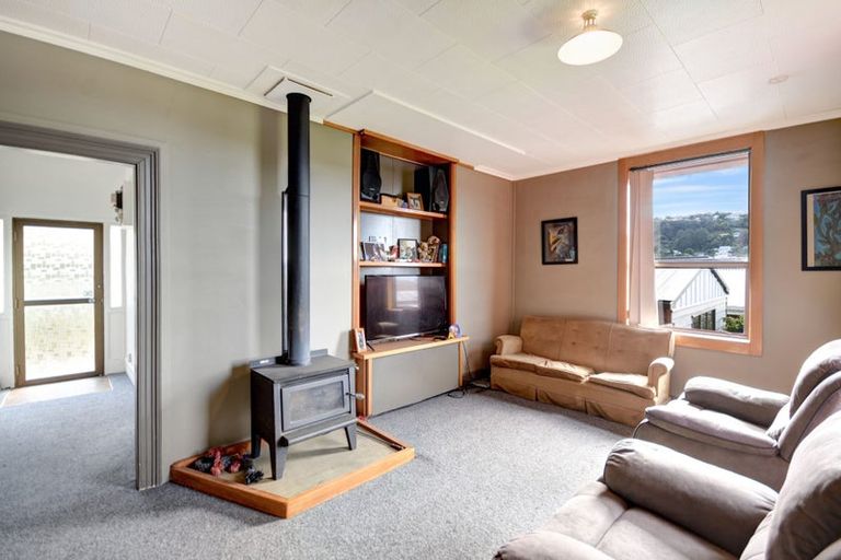 Photo of property in 37 Peter Street, Caversham, Dunedin, 9012