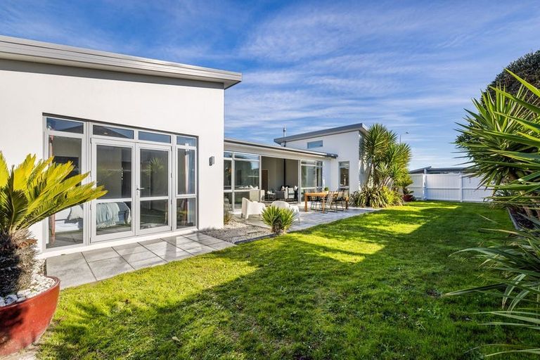 Photo of property in 66 Lamorna Road, Parklands, Christchurch, 8083