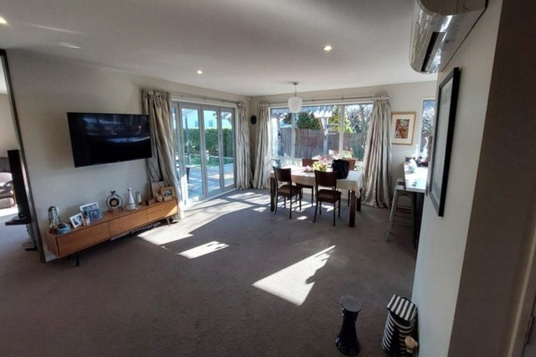 Photo of property in 5 Oak Tree Lane, Rangiora, 7400