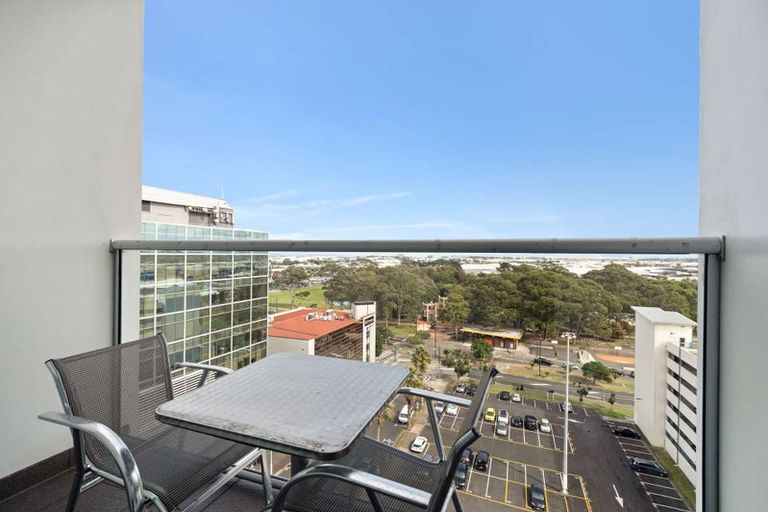 Photo of property in Proximity Apartments, 1010/17 Osterley Way, Manukau, Auckland, 2104