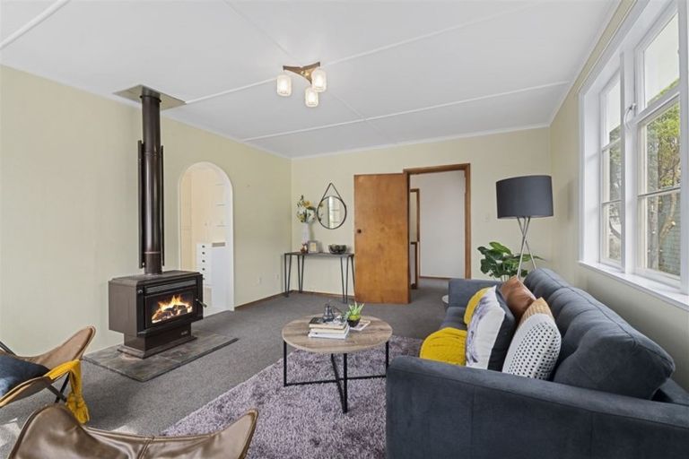 Photo of property in 33a Kotuku Street, Elsdon, Porirua, 5022