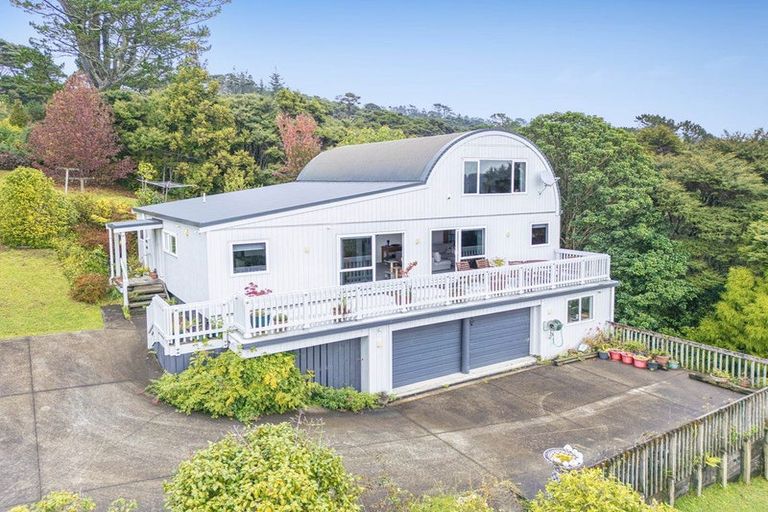 Photo of property in 812 Inland Road, Helensville, 0875
