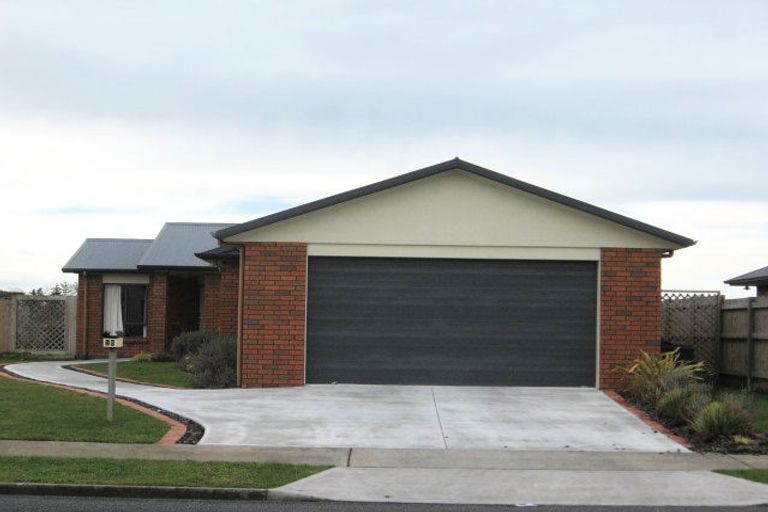 Photo of property in 18 Aldona Place, Fairview Downs, Hamilton, 3214